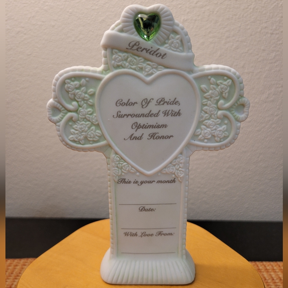 VTG Precious Moments Monthly Standing Cross, August, 1995, Enesco, Like New - Picture 3 of 11